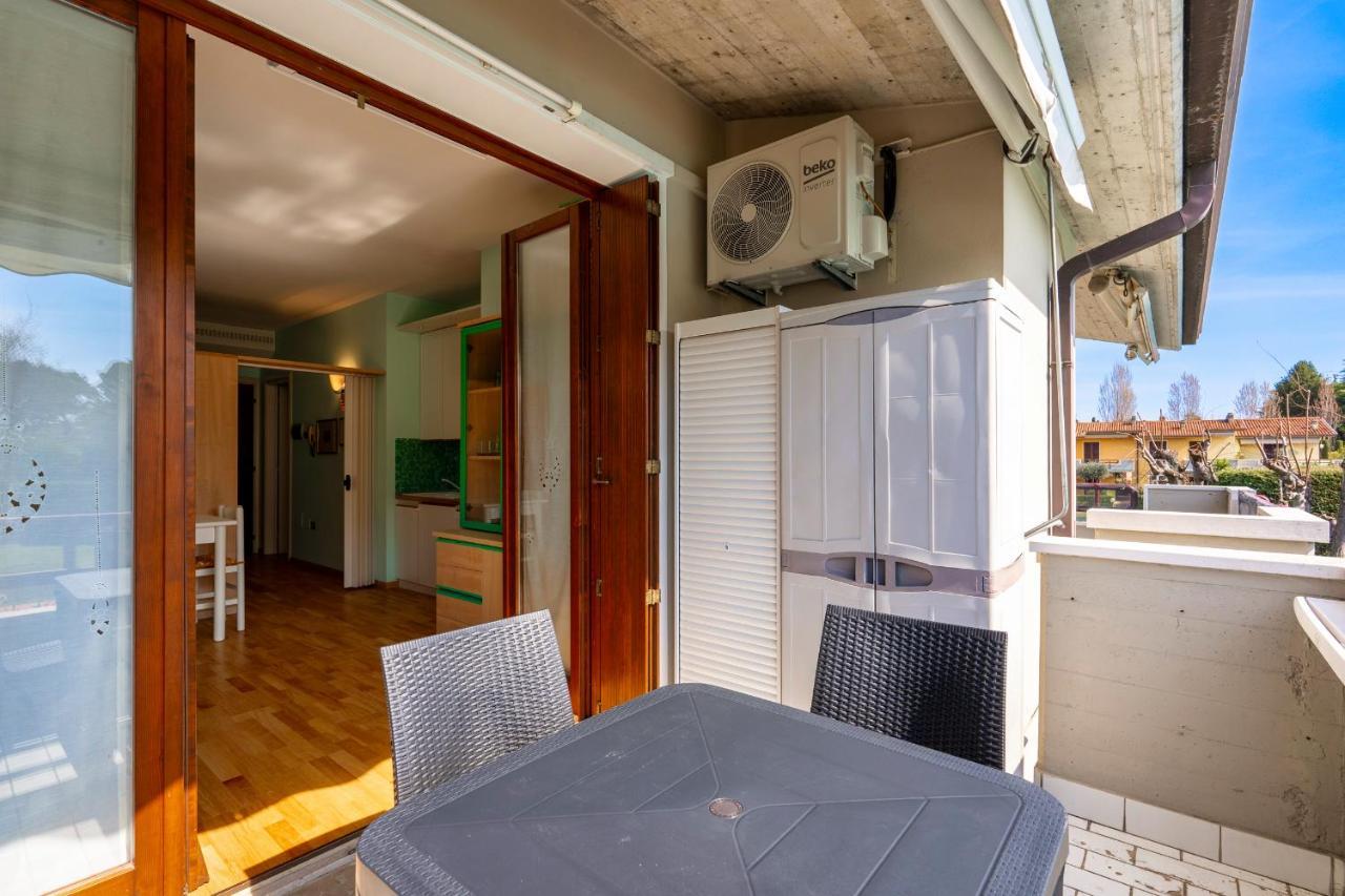 Azzurra Suite - Monolocale Con Piscina E Wifi Sirmione Exterior photo